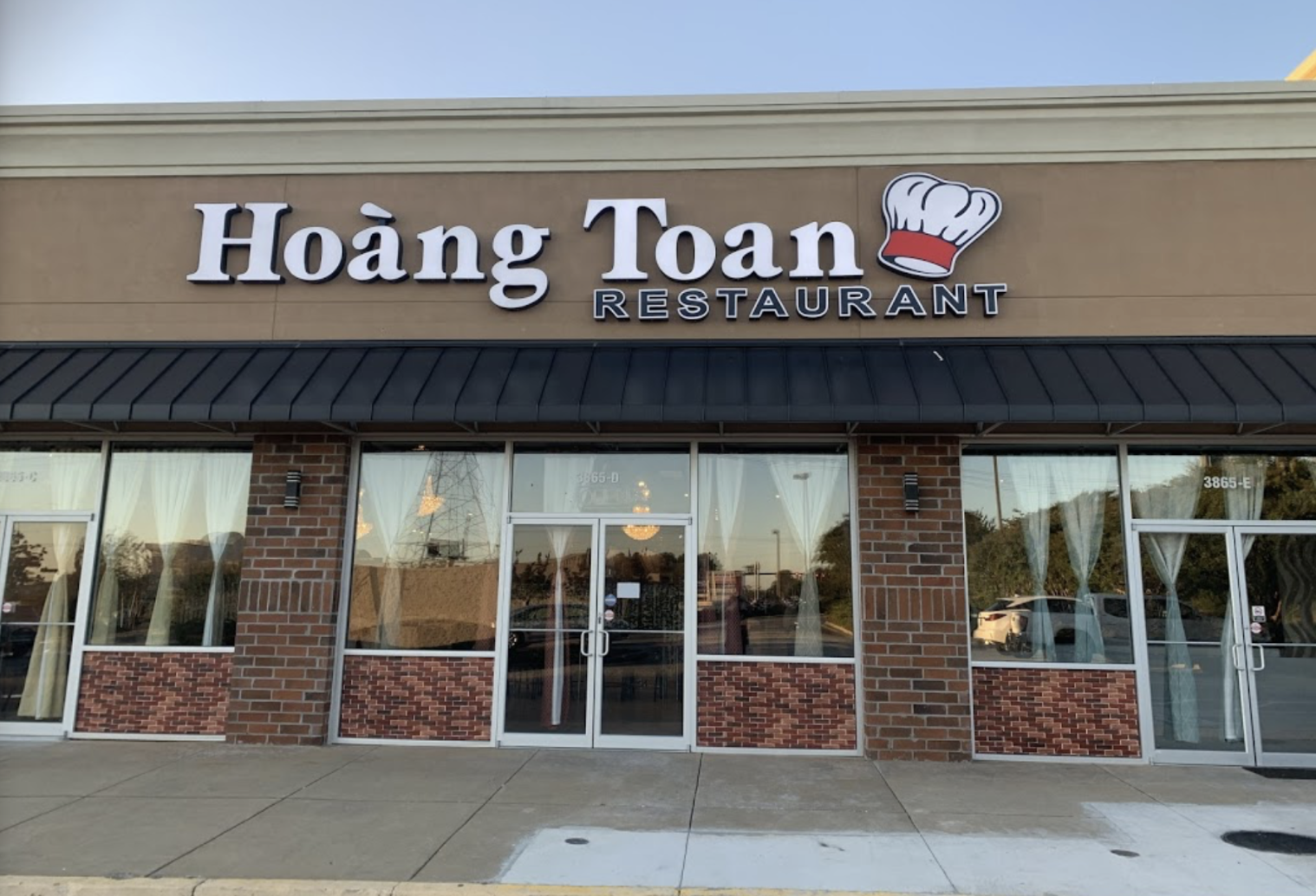 Hoang Toan Restaurant
